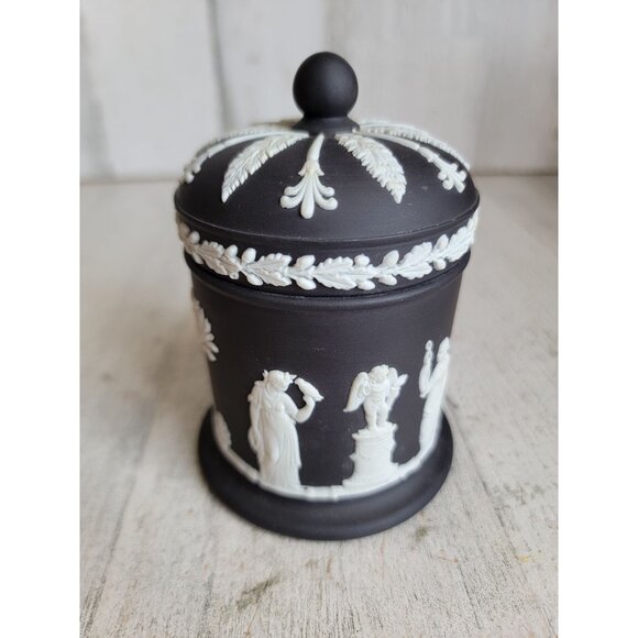 Wedgwood black mini tobacco‎ pot jar vintage Victorian angel Olympian lidded - Picture 5 of 9